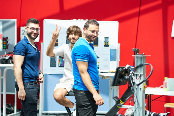 Studierende der Fakultät für Elektrotechnik und Informationstechnik