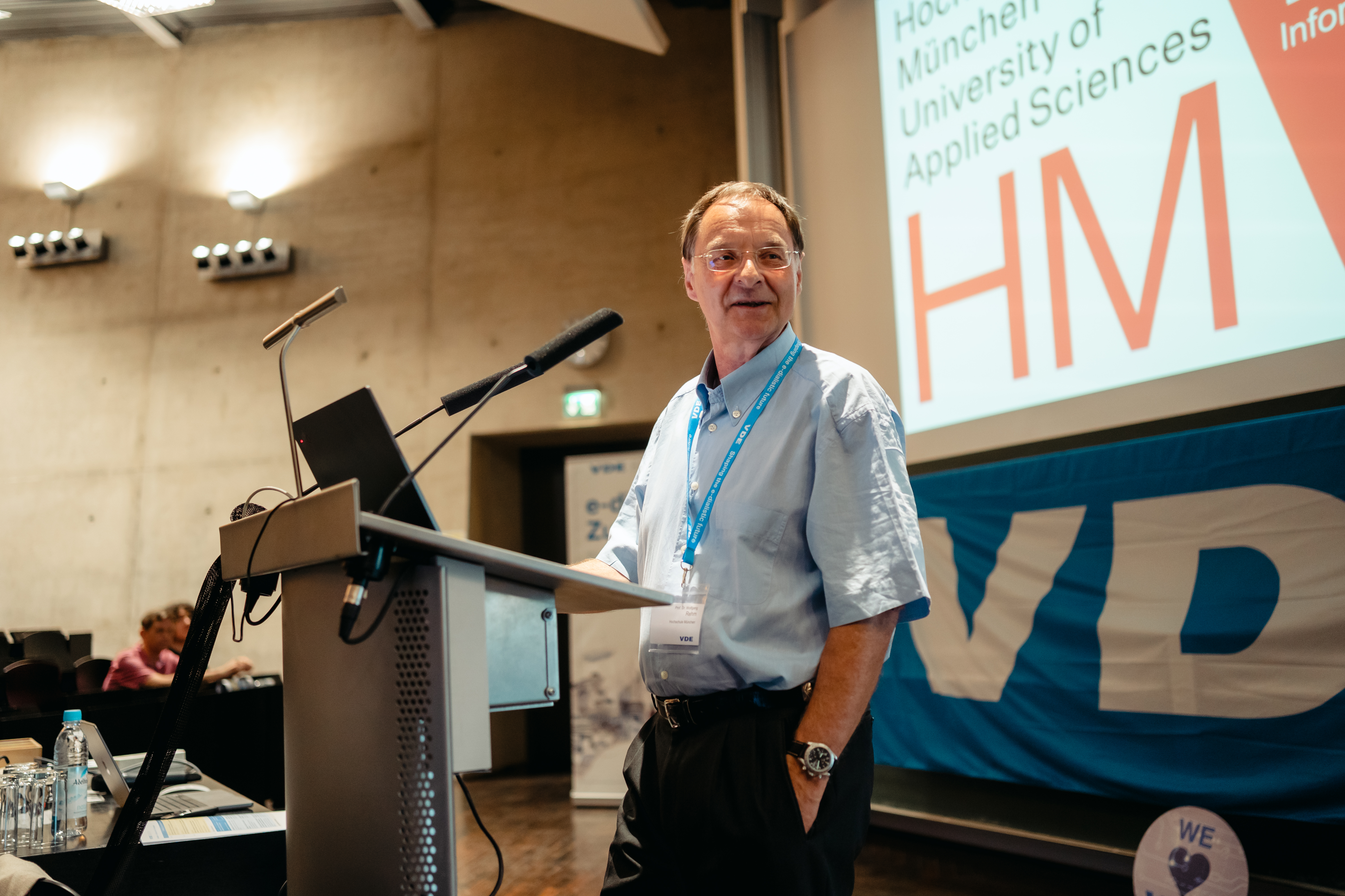 Dekan Prof. Dr. Wolfgang Rehm auf dem VDE Zukunftsforum
