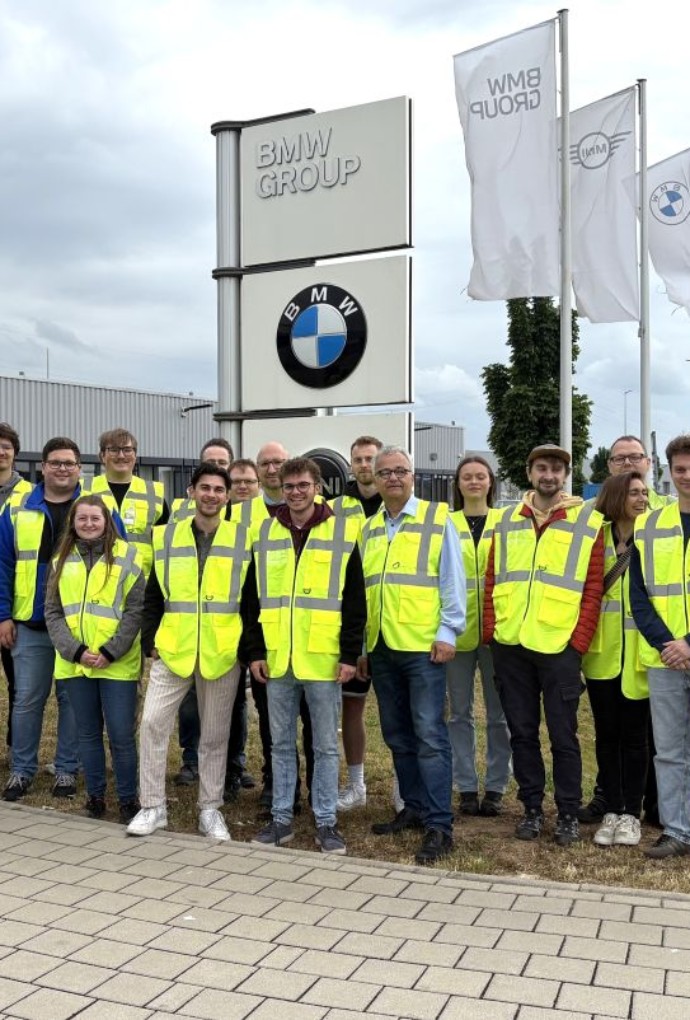 Exkursion zum BMW-Werk Wallersdorf