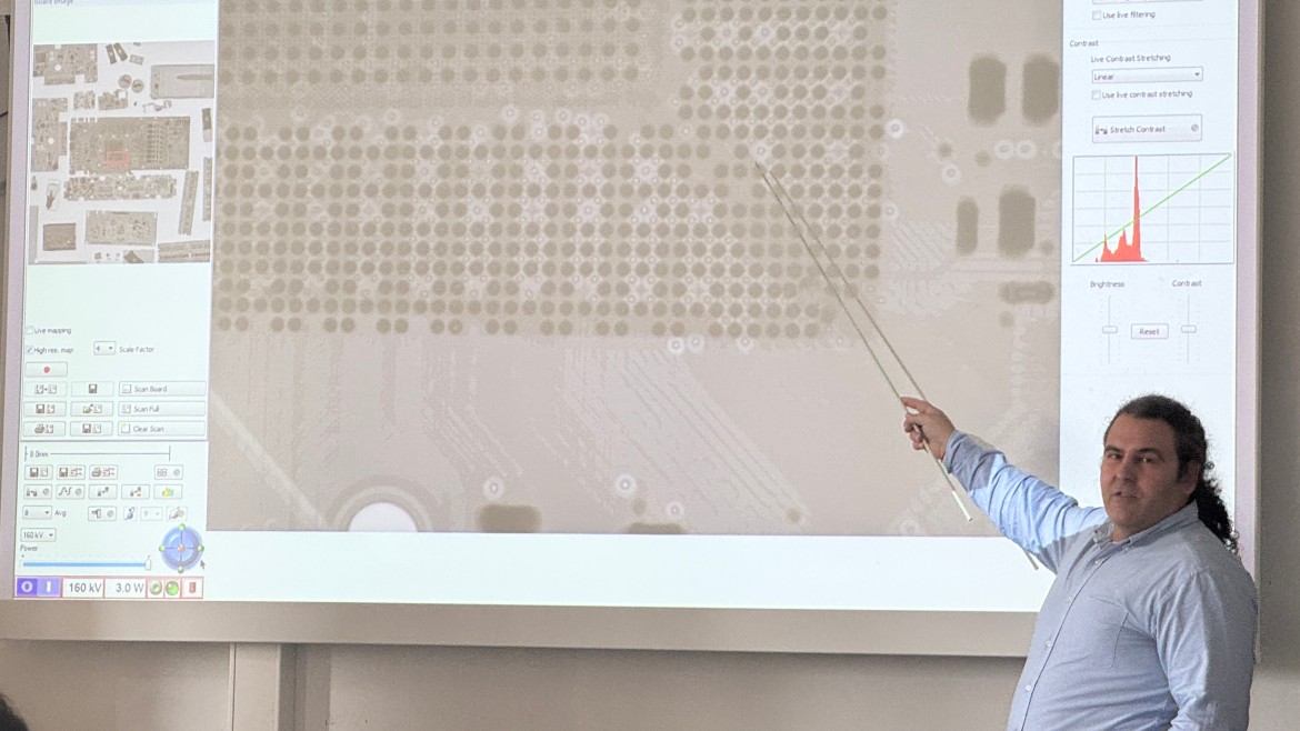 Dimitar Nikolov von der Technischen Universität Sofia an der Hochschule München