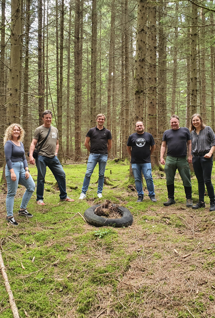 Gruppenbild im Wald