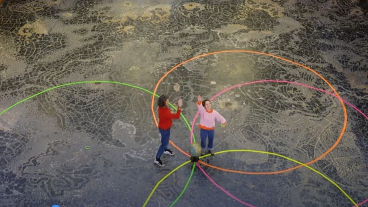 Wie funktionieren Satellitennavigationssysteme? (Abbildung: BR) Screenshot aus Film