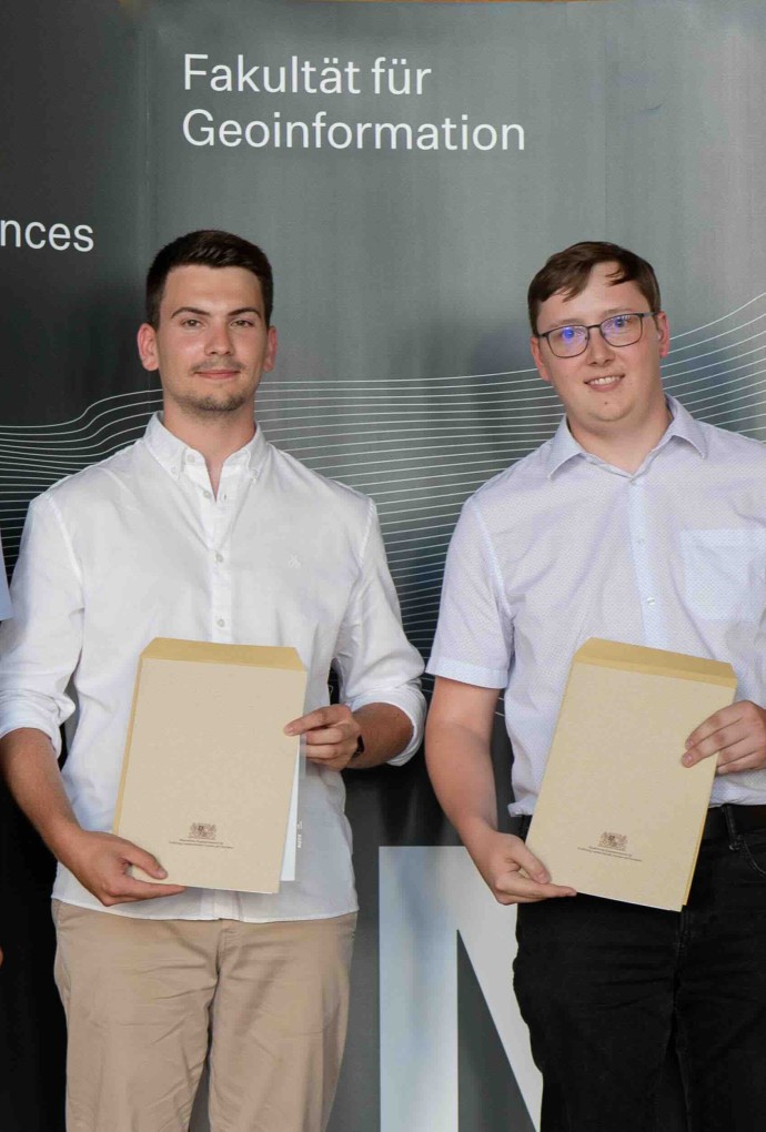 Förderpreis der Bayerischen Verwaltung für Ländliche Entwicklung M.Eng. Jonathan Kraus und B.Eng. Andreas Wagne