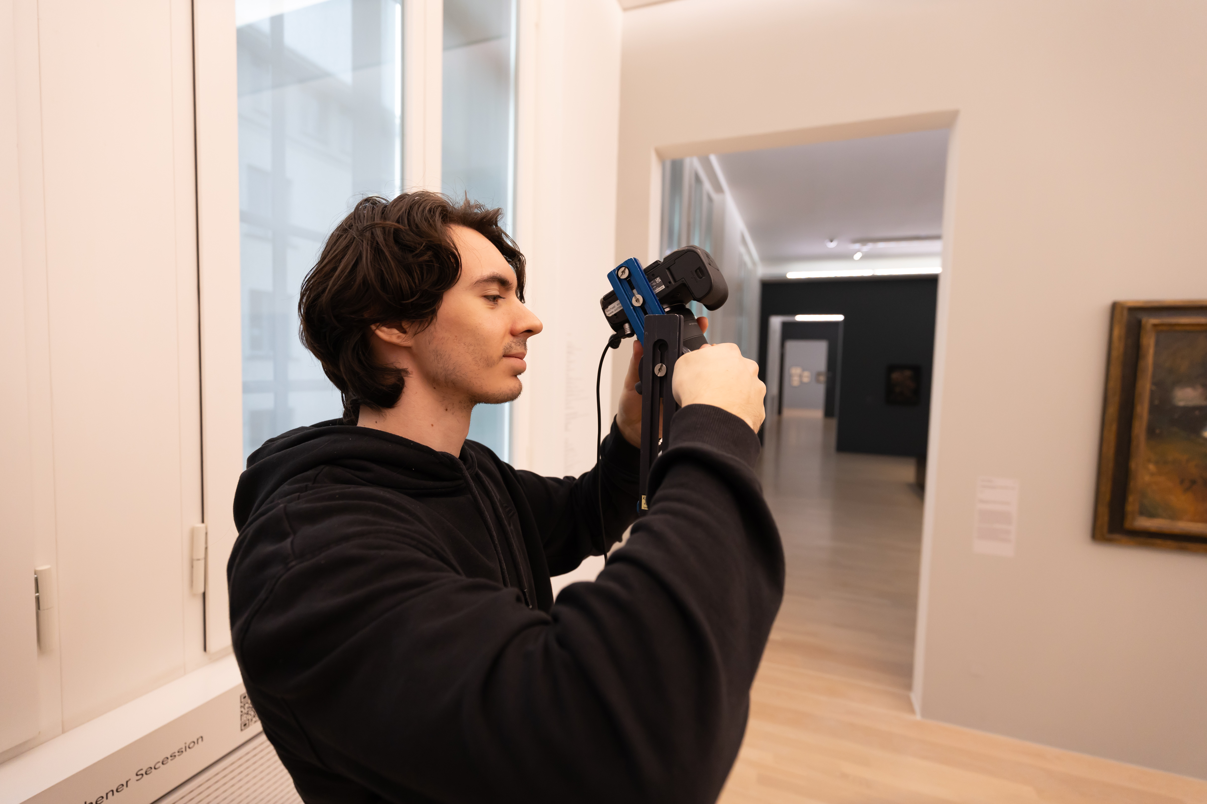 Studierender bei den Aufnahmen