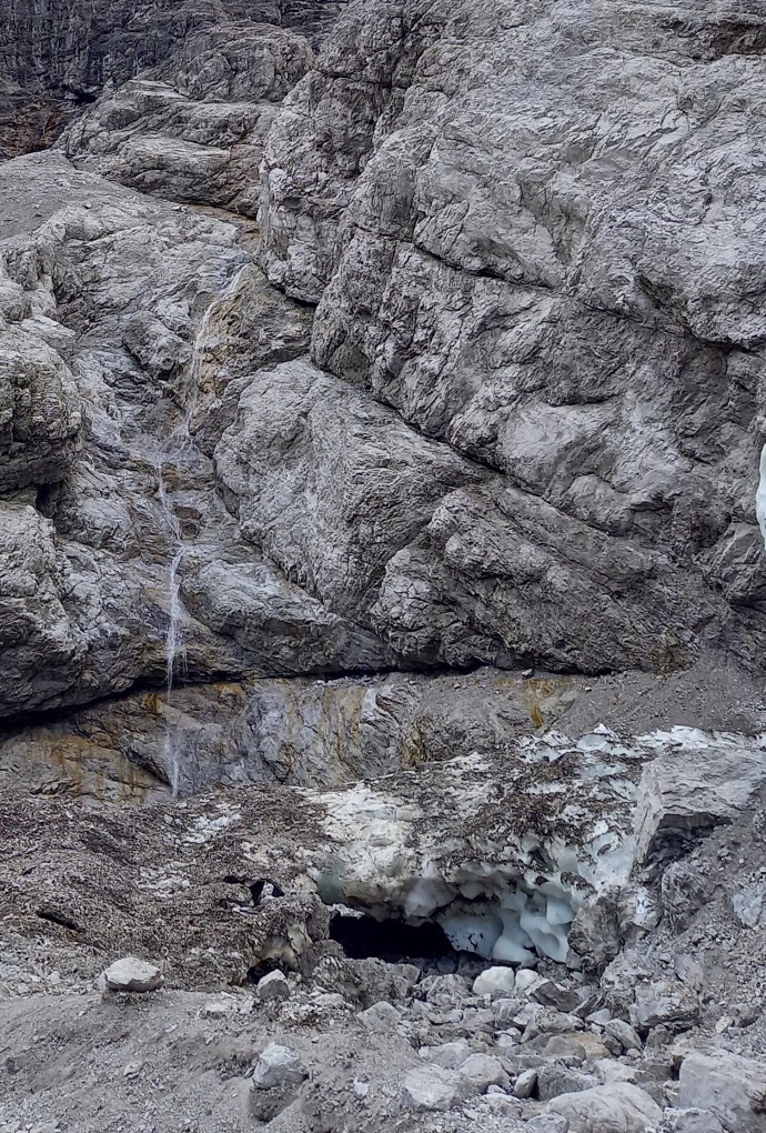 Die Reste der Eiskapelle (Foto: Jens Czaja) Geländefoto