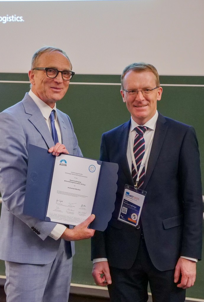 Siegelverleihung: Prof. Dr. Klaus Kreulich und Prof. Dr. Hermann Englberger (Foto: Paul Zenner) Siegelverleihung: Prof. Dr. Klaus Kreulich und Prof. Dr. Hermann Englberger