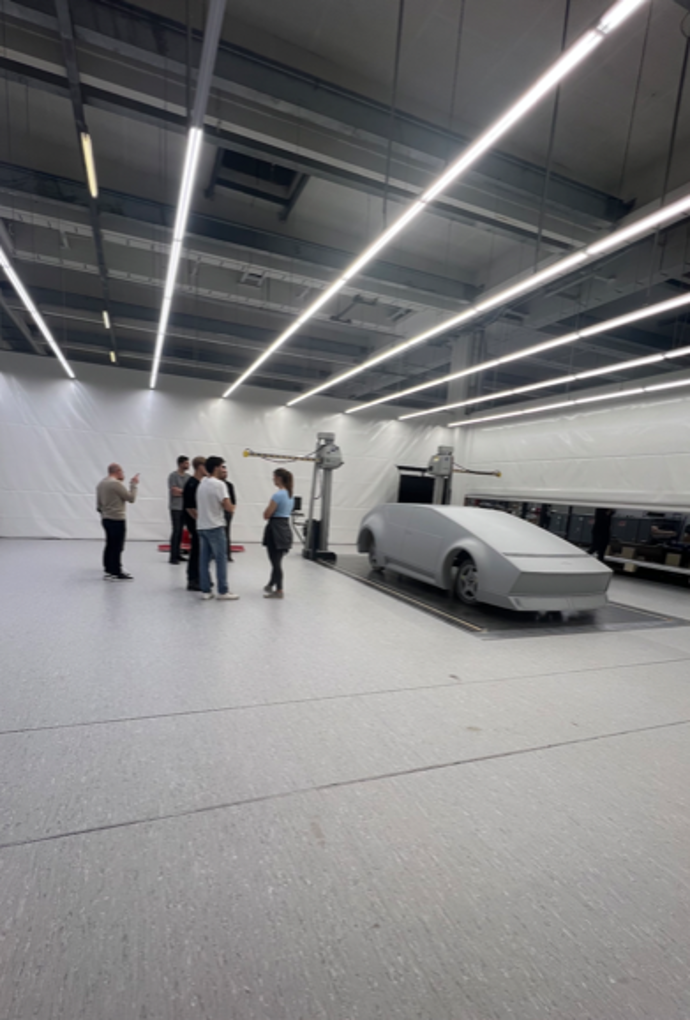 Bild zeigt Austausch auf Car Design Event