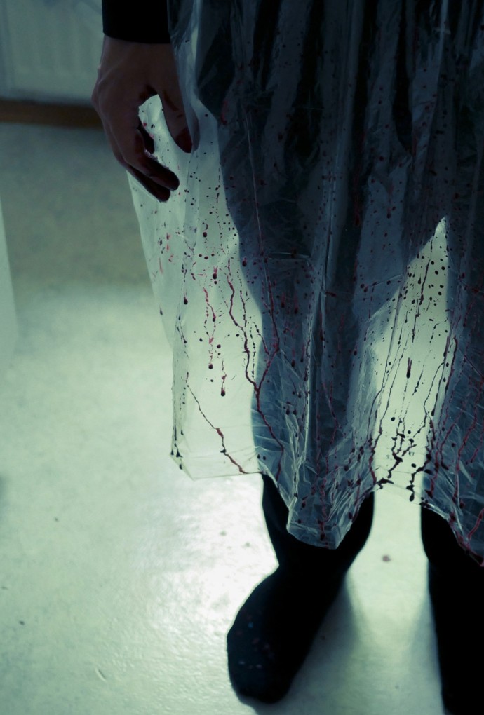 Bild zeigt Person die Steht