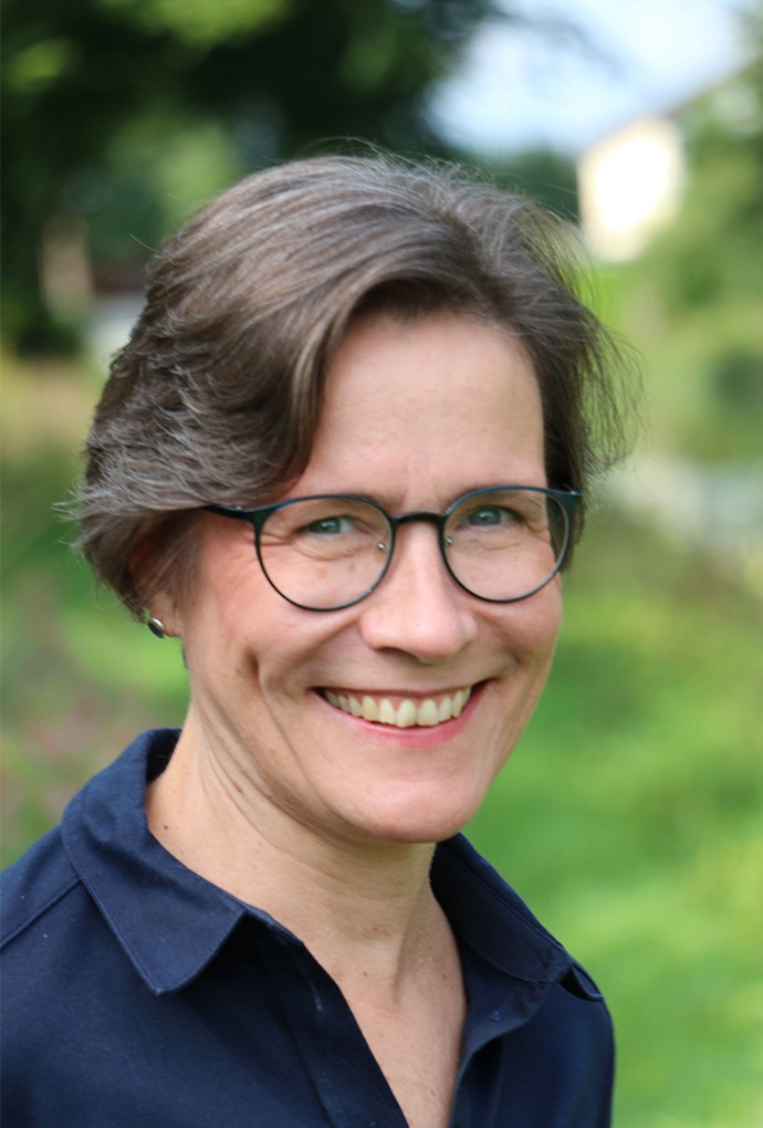 Christina Broza